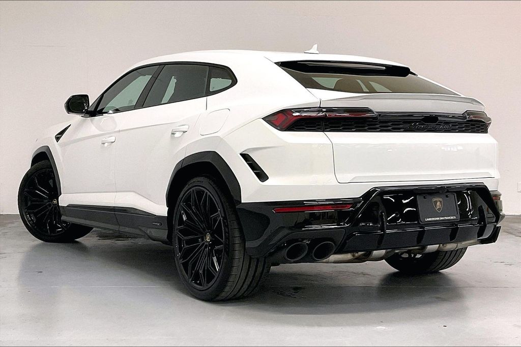 2026 Lamborghini Urus SE - Photo 6