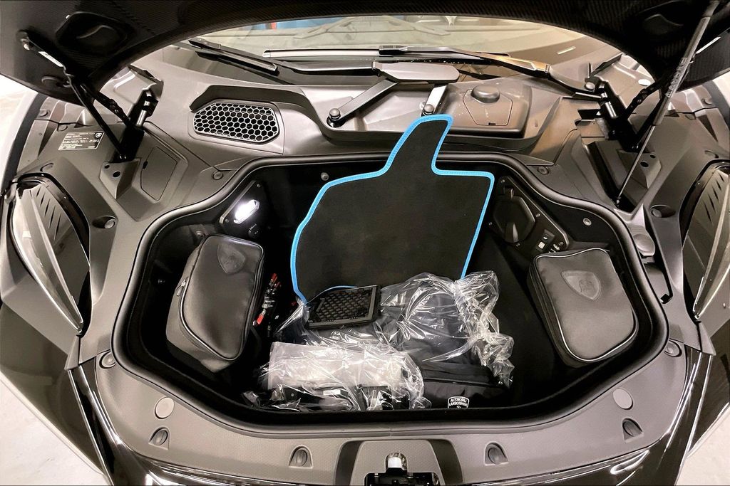 2026 Lamborghini Revuelto Base - Photo 15