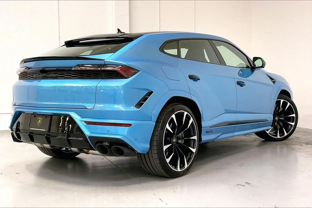 New 2025 Lamborghini Urus SE SUV