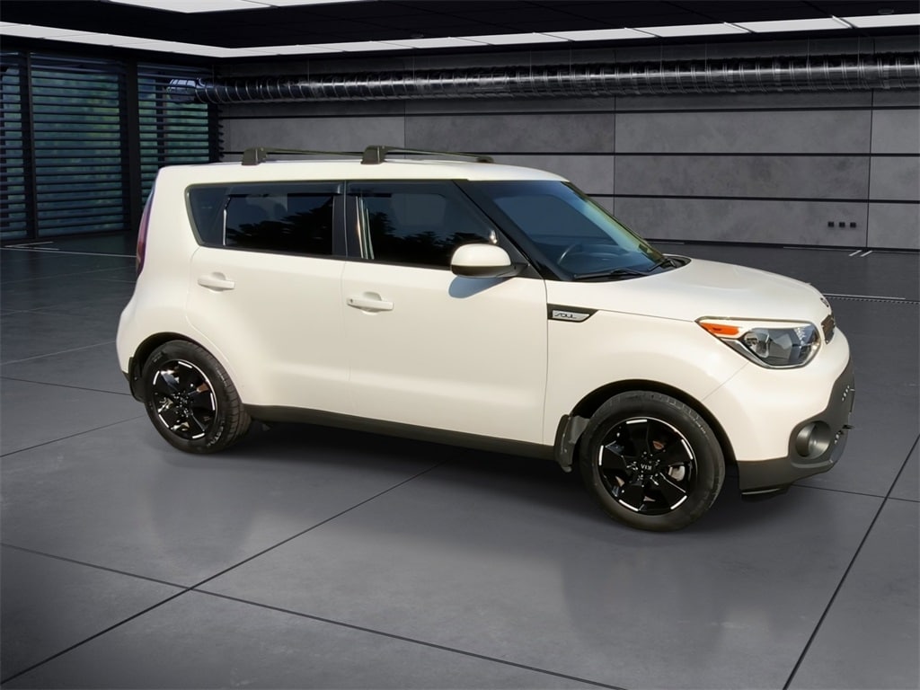 Used 2018 Kia Soul Base with VIN KNDJN2A26J7897691 for sale in Hardwick, VT
