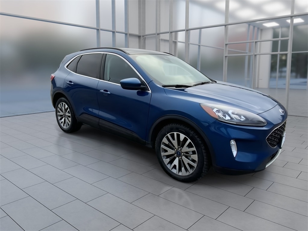Used 2022 Ford Escape Titanium SUV