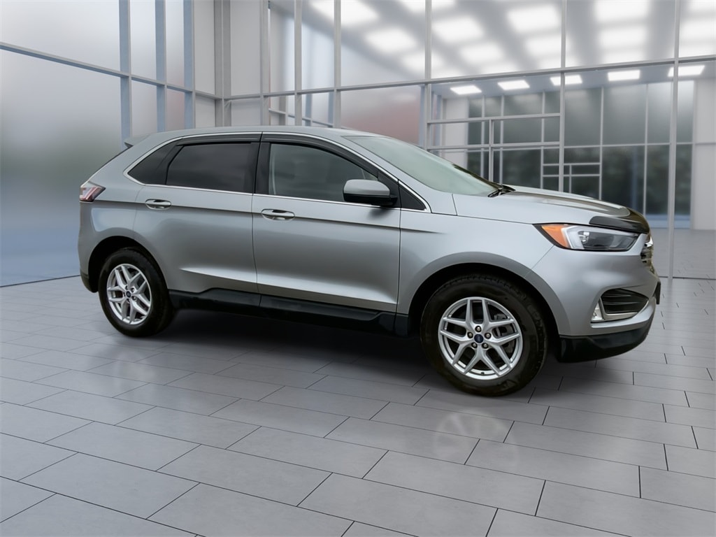 Used 2022 Ford Edge SEL SUV