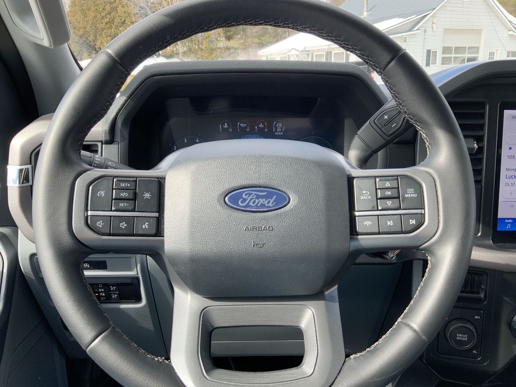 2025 Ford F-150 XLT - Photo 14