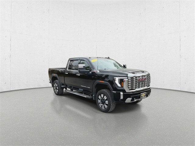 2024 Gmc Sierra HD Denali photo 2