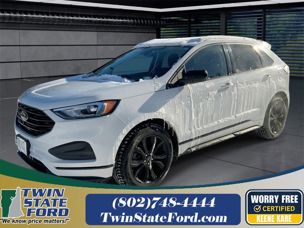 2022 Ford Edge SE's photo