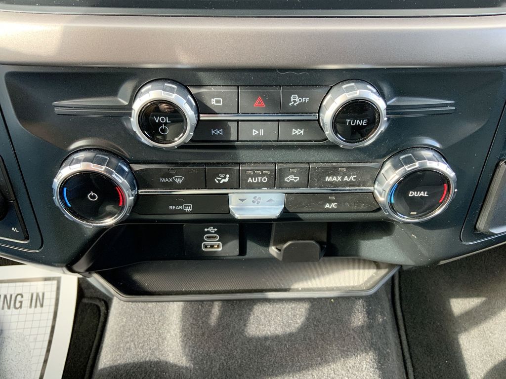 2025 Ford F-150 XLT - Photo 18
