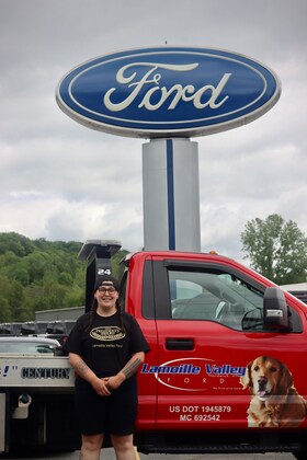 Staff member Leela Whipple from ID_568cff1408db