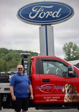 Staff member Eric Allen from ID_568cff1408db