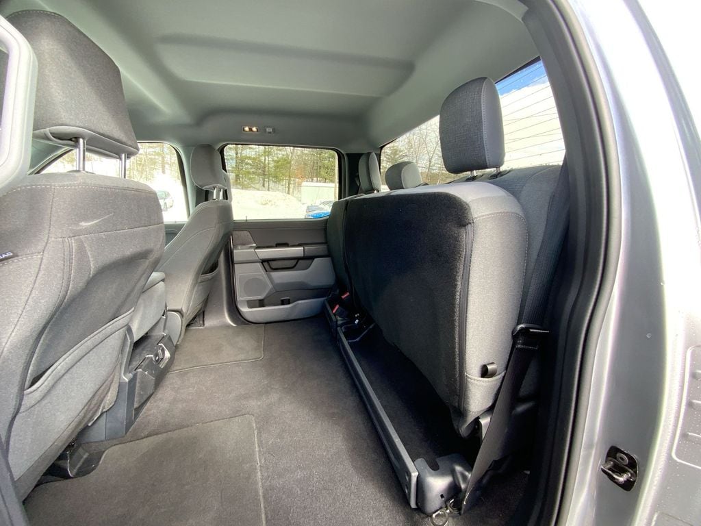 2025 Ford F-150 XLT - Photo 21