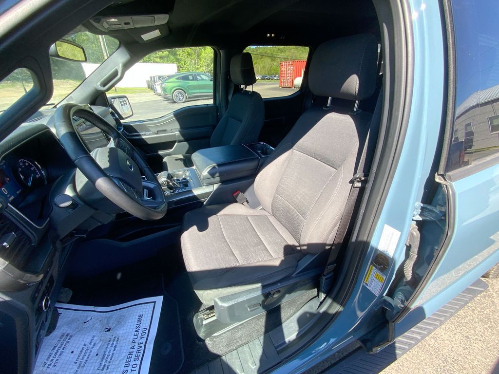 2023 Ford F-150 XLT - Photo 11
