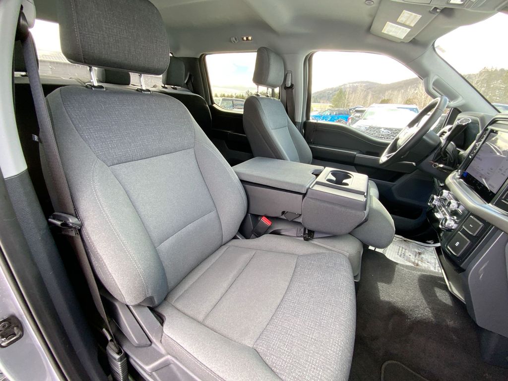 2025 Ford F-150 XLT - Photo 23