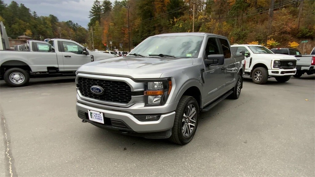 2023 Ford F-150 XL photo 4