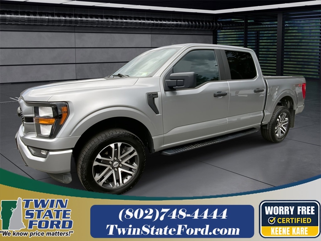 2023 Ford F-150 XL's photo