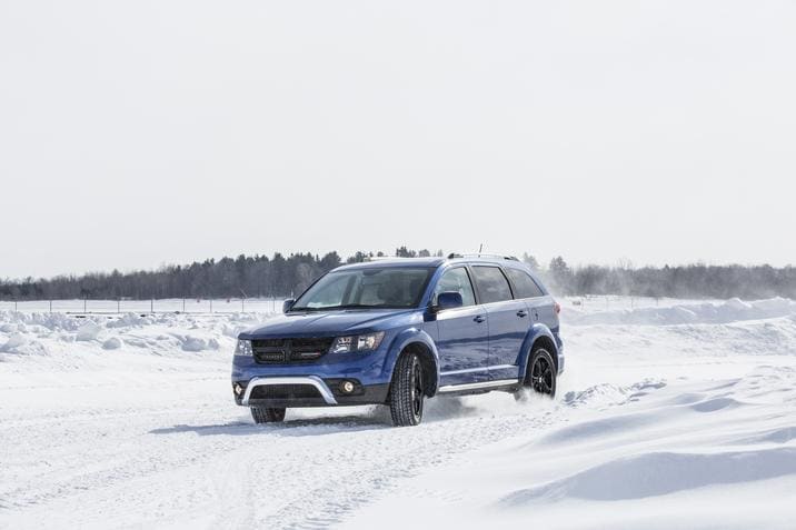 2018 Dodge Journey Crossroad Blue Snow Exterior 2018 Dodge Journey Crossroad Blue Snow Exterior