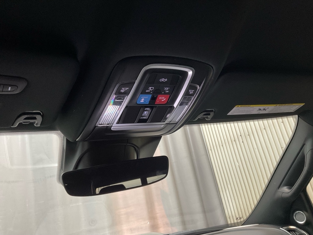 2026 RAM 3500 Laramie - Photo 14