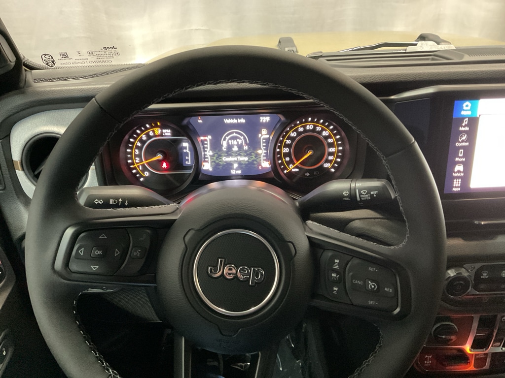 2025 Jeep Gladiator Willys - Photo 12