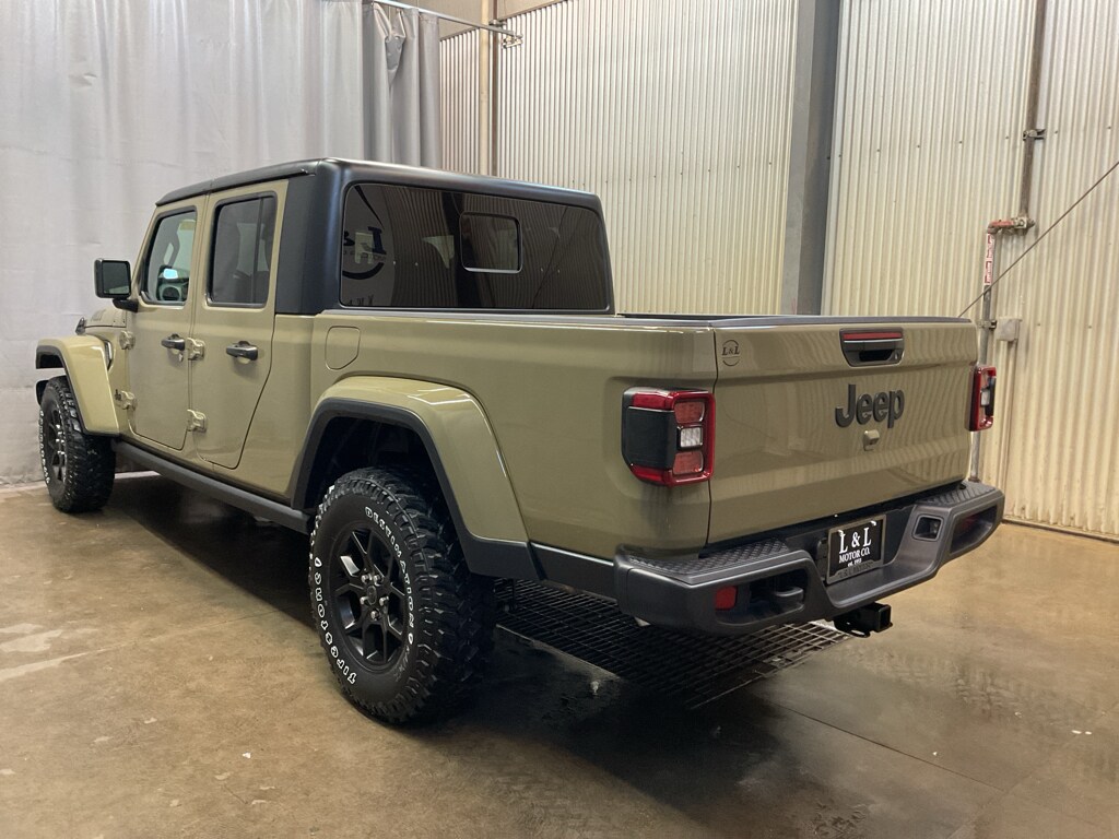 2025 Jeep Gladiator Willys - Photo 6
