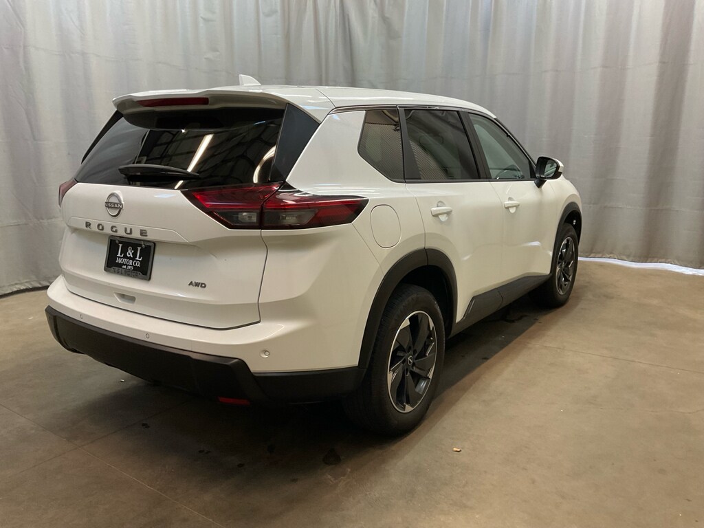 2025 Nissan Rogue SV photo 4