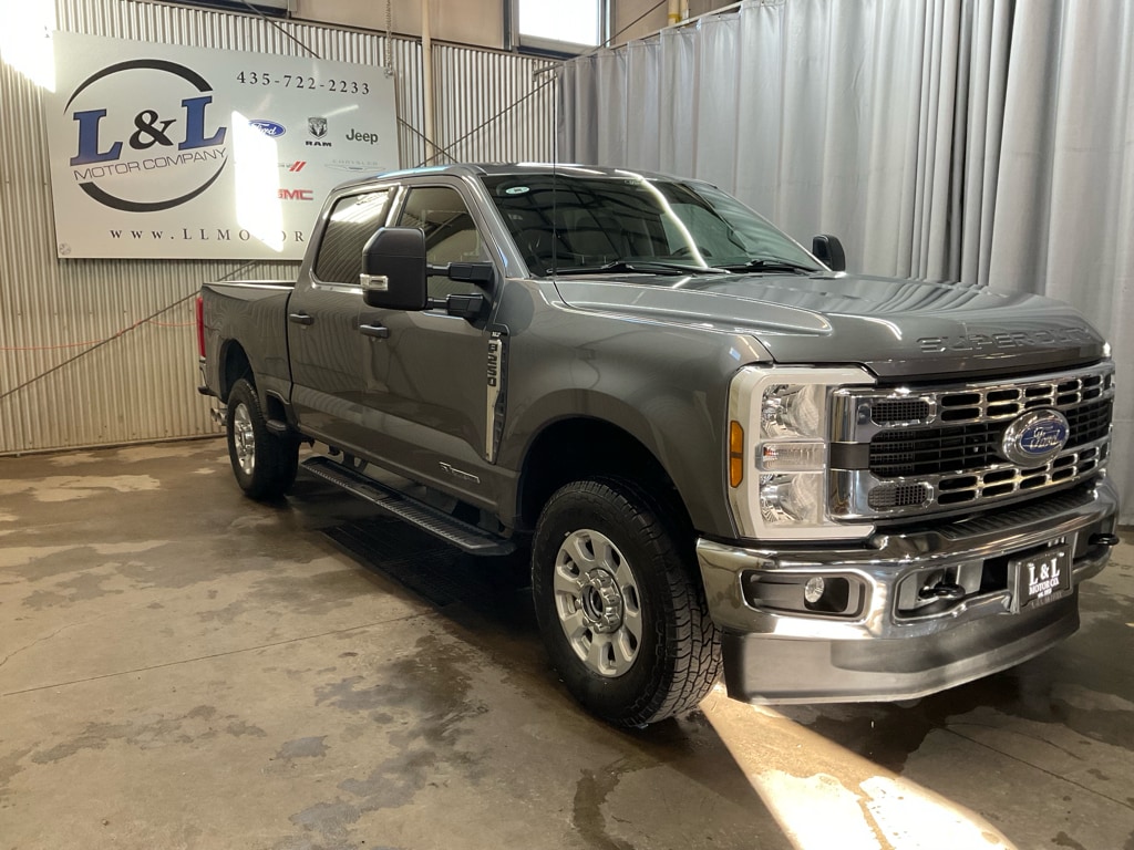 Used 2024 Ford F-250 Truck Crew Cab