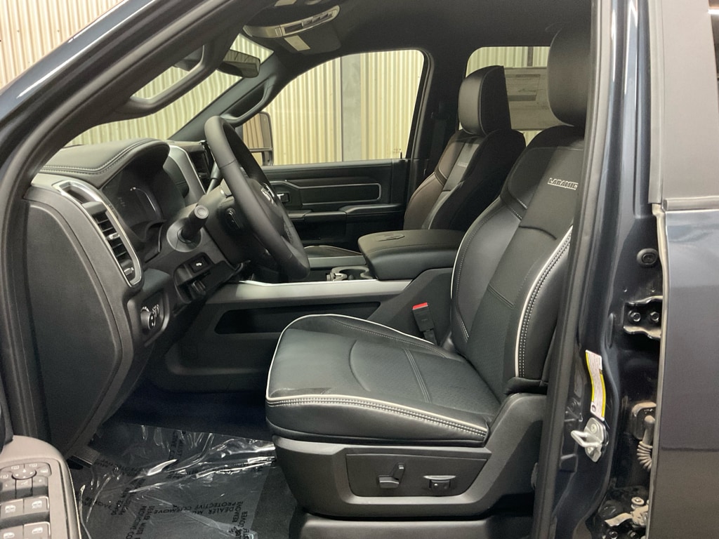 2026 RAM 2500 Laramie - Photo 10