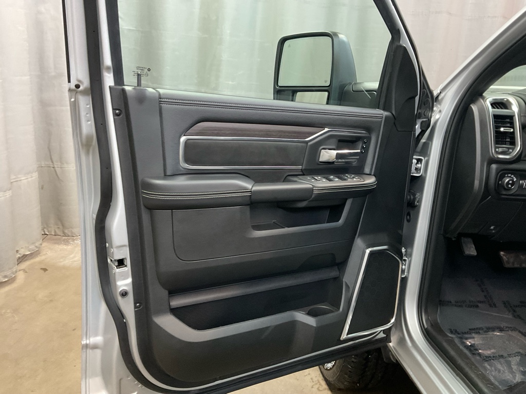 2026 RAM 2500 Laramie - Photo 13