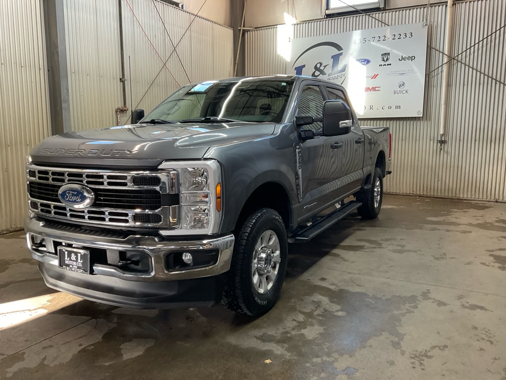 Used 2024 Ford F-250 Truck Crew Cab