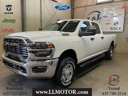 2026 Ram 2500 TRADESMAN CREW CAB 4X4 8' BOX Pickup