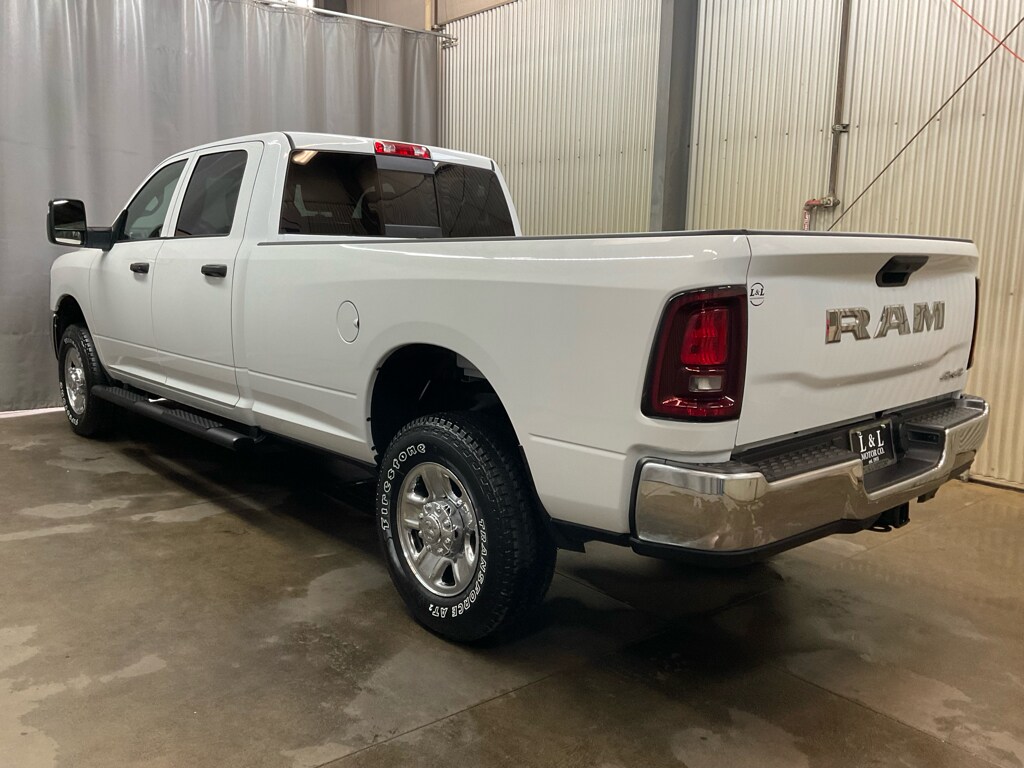 2026 RAM 2500 Tradesman - Photo 6