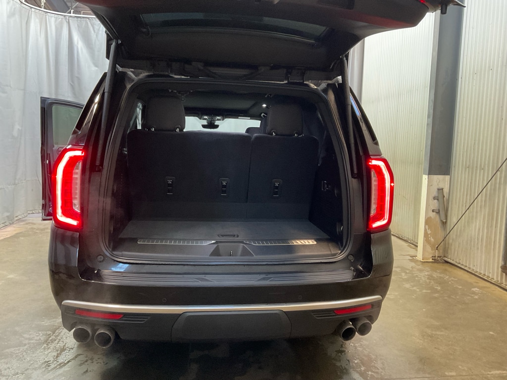 2021 GMC Yukon Denali - Photo 18