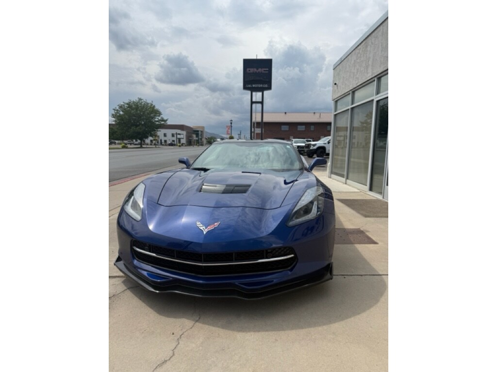 2017 Chevrolet Corvette Stingray 3LT Z51 photo 2