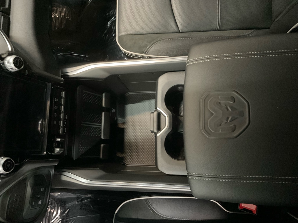 2026 RAM 2500 Laramie - Photo 11