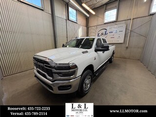 2026 Ram 2500 TRADESMAN CREW CAB 4X4 8' BOX Pickup