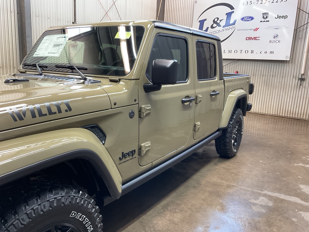 2025 Jeep Gladiator Willys - Photo 8