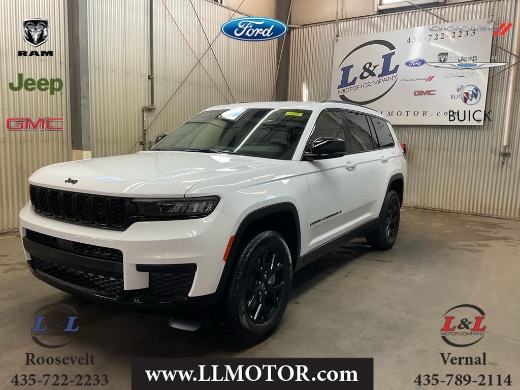 2025 Jeep Grand Cherokee L Altitude's photo