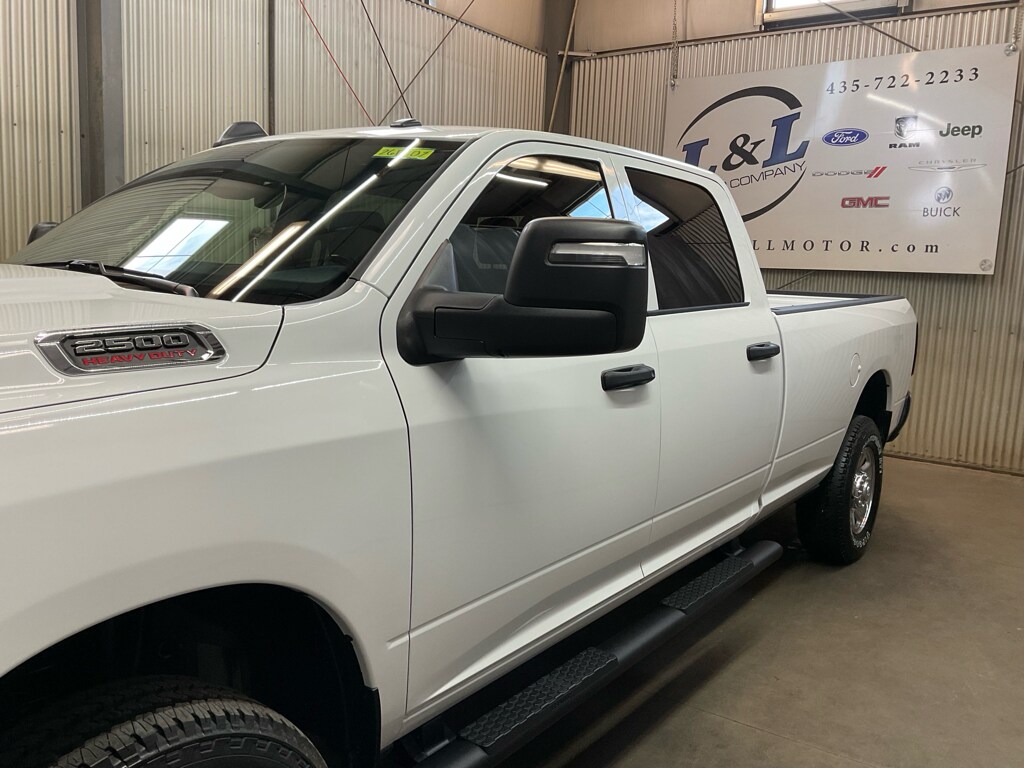 2026 RAM 2500 Tradesman - Photo 8