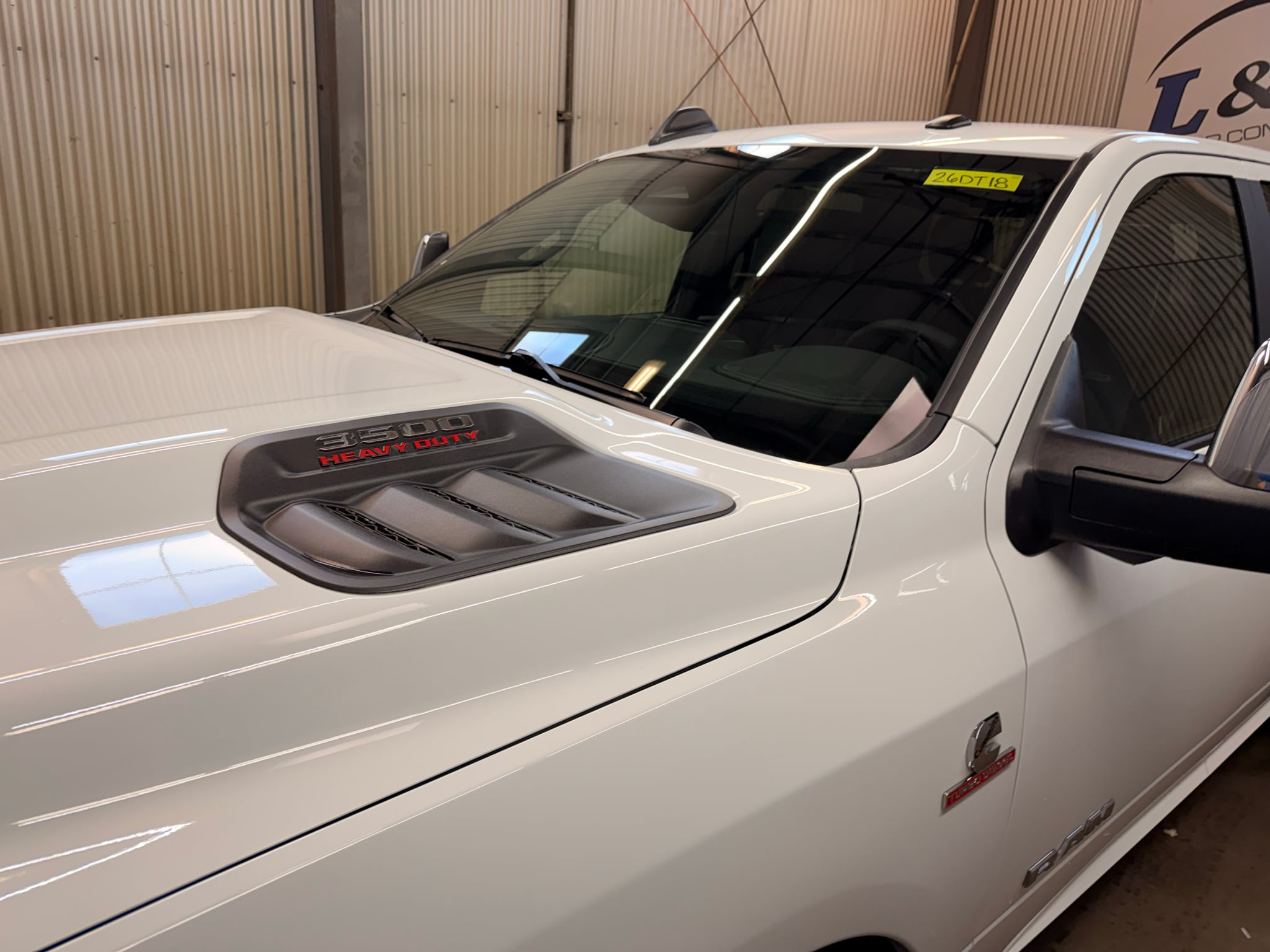 2026 RAM 3500 Laramie - Photo 7