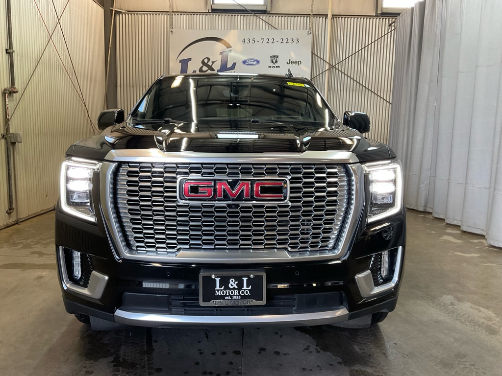 2021 GMC Yukon Denali - Photo 2