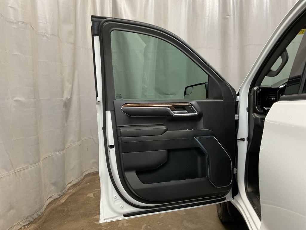 2024 GMC Sierra 1500 Elevation - Photo 9