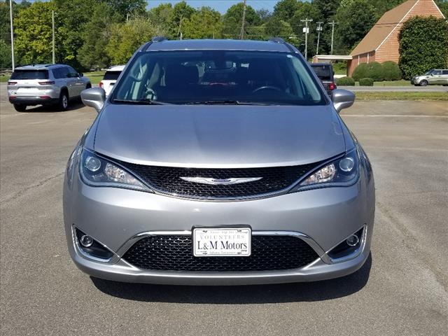 2020 Chrysler Pacifica Touring L 12