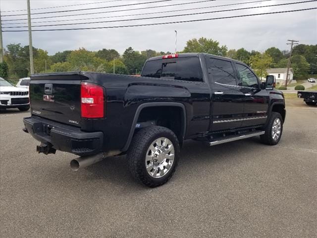 2018 GMC Sierra 2500HD Denali 15