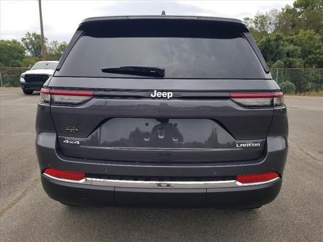 2024 Jeep Grand Cherokee LAREDO X 4X4 5