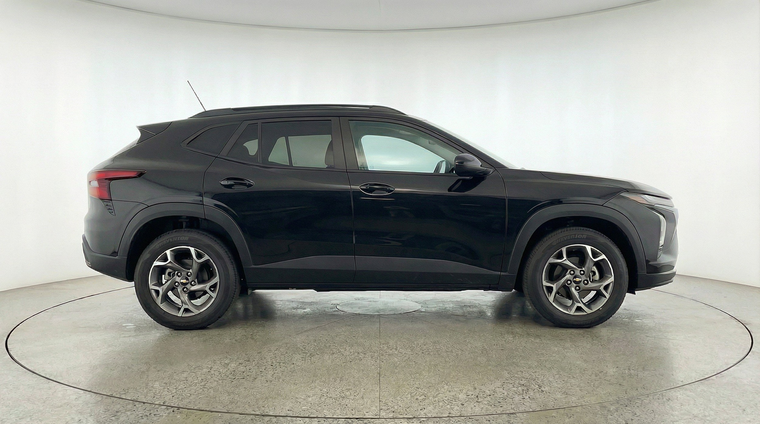 Thumbnail: 2025 Chevrolet Trax - 11