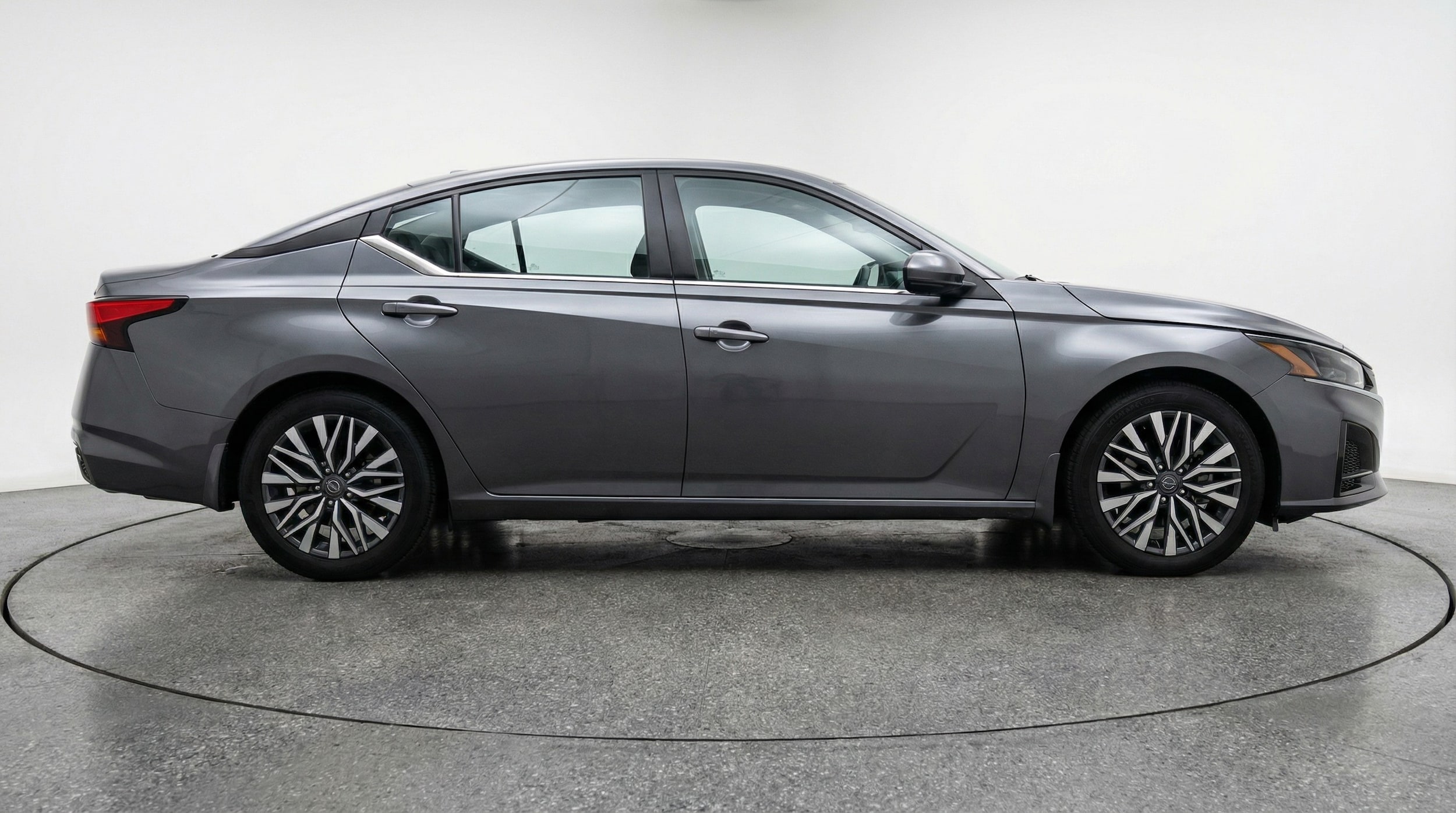 Thumbnail: 2025 Nissan Altima - 8