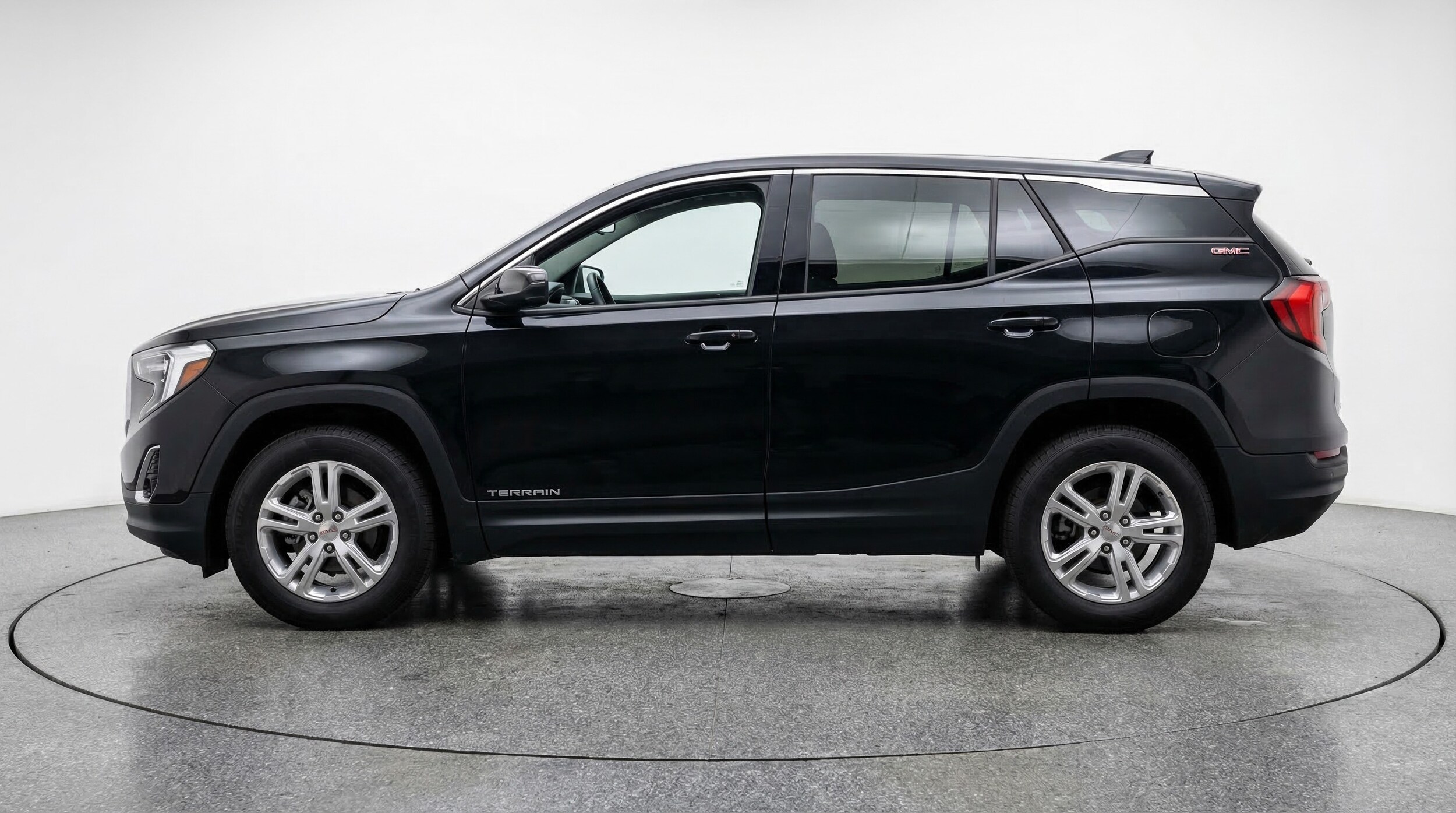 Thumbnail: 2024 GMC Terrain - 4