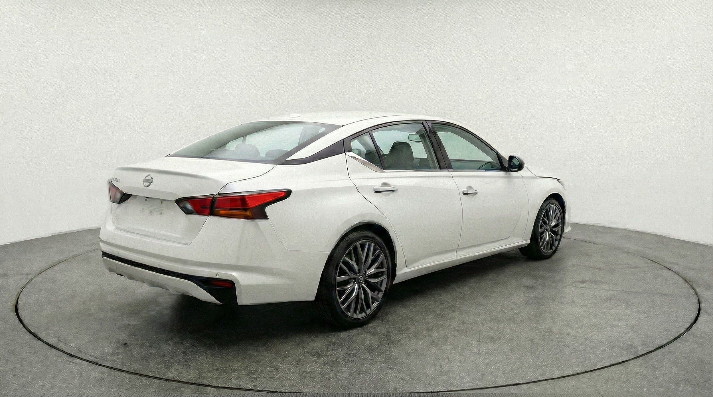 Thumbnail: 2025 Nissan Altima - 7