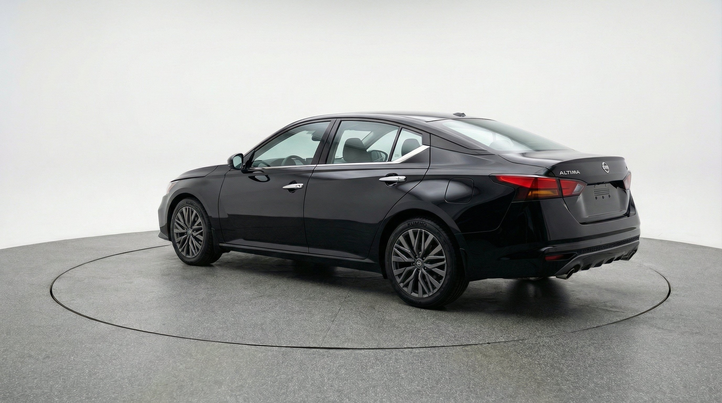 Thumbnail: 2025 Nissan Altima - 6