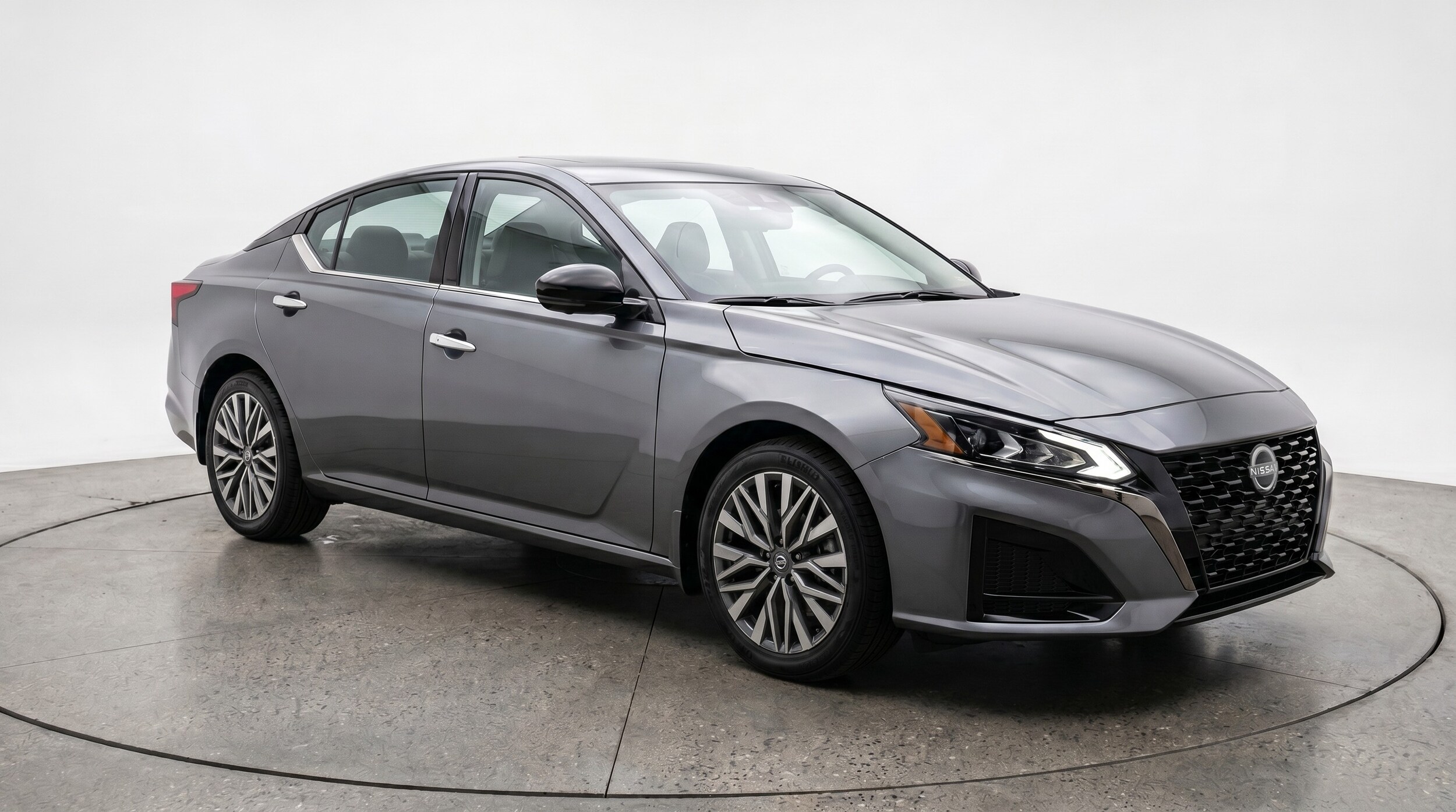 Thumbnail: 2025 Nissan Altima - 1