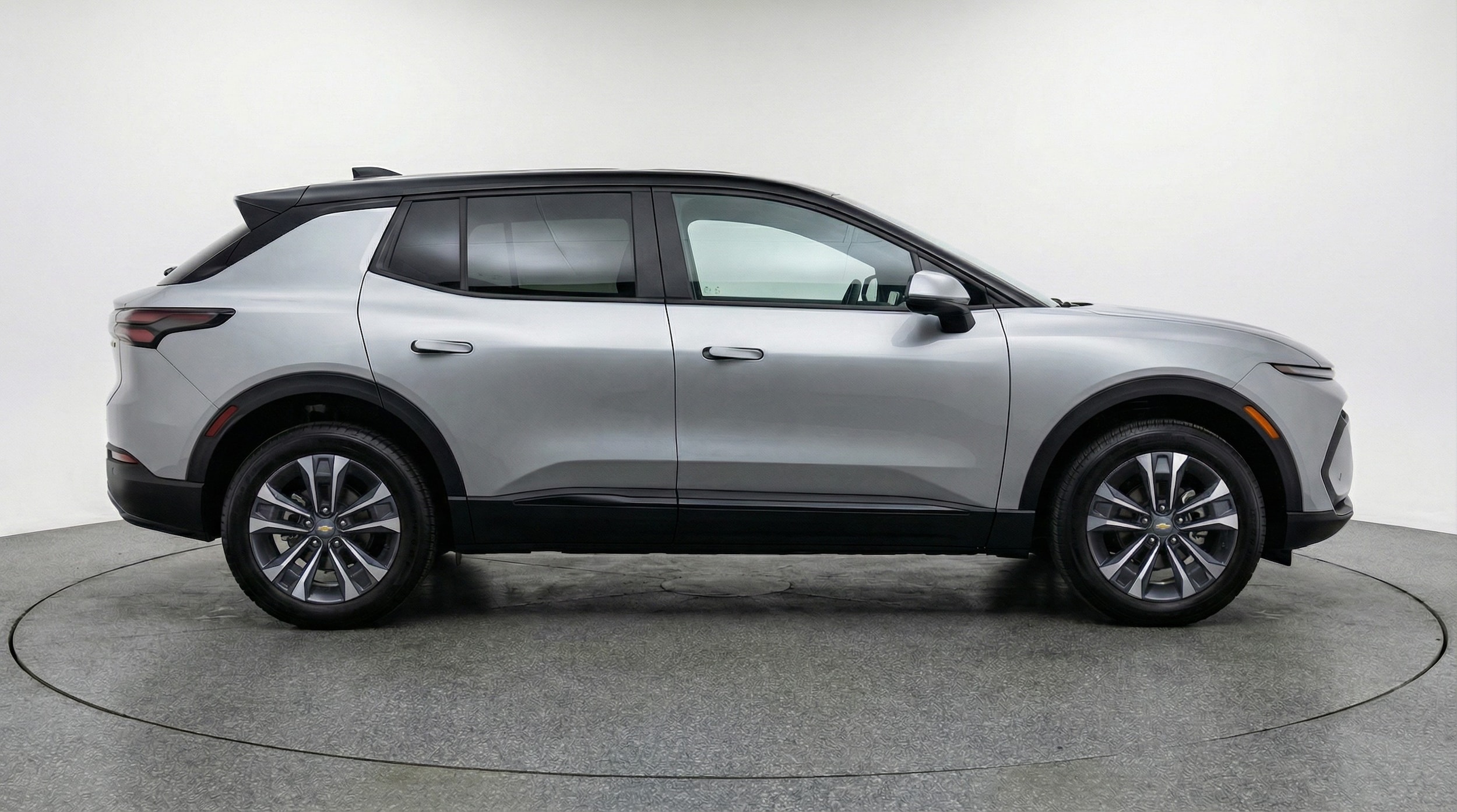 Thumbnail: 2025 Chevrolet Equinox - 8