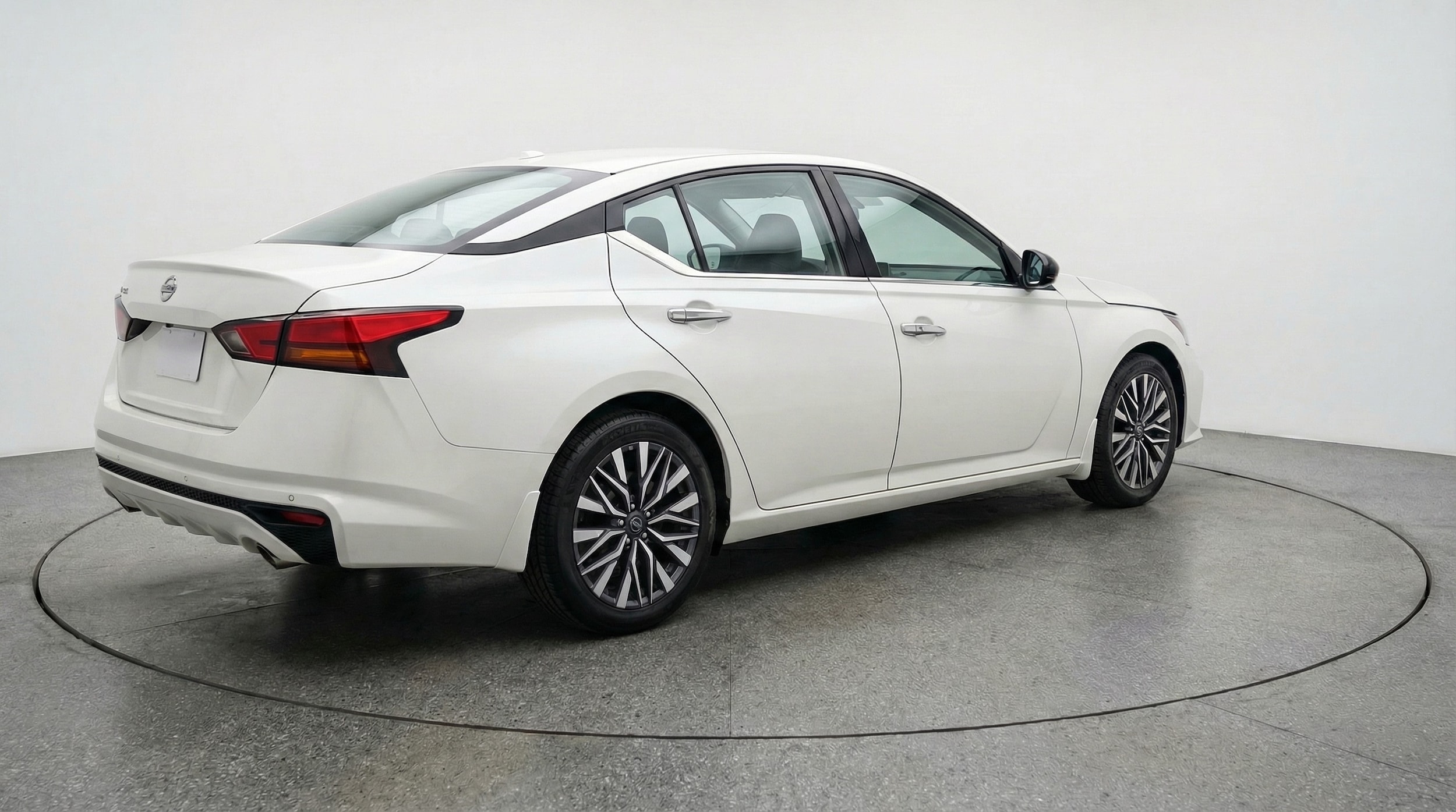 Thumbnail: 2025 Nissan Altima - 7