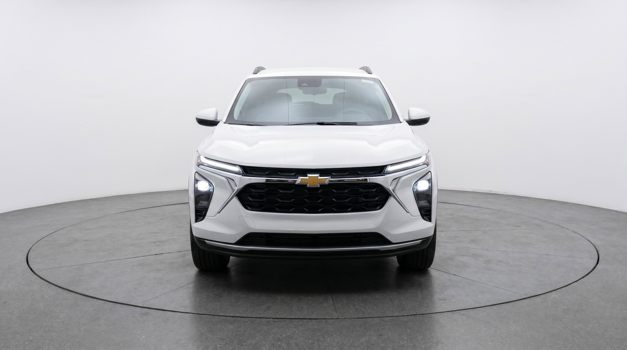 Thumbnail: 2025 Chevrolet Trax - 2